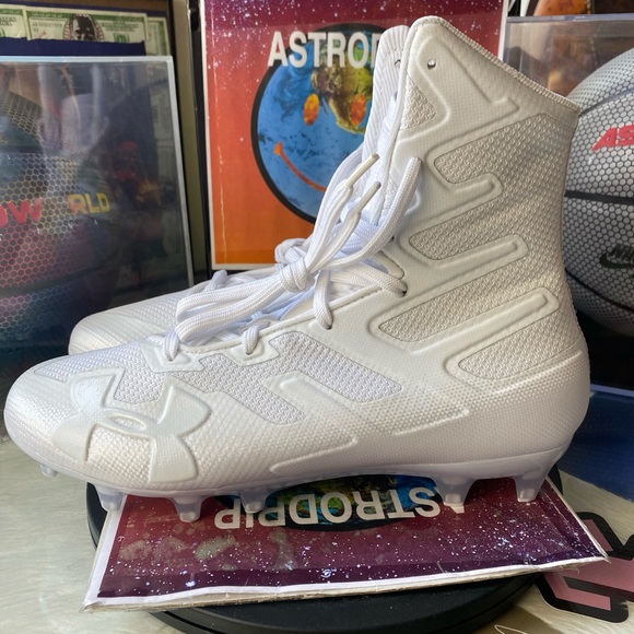 🆕 Under Armour UA Highlight MC Football - Mens - Picture 3 of 13